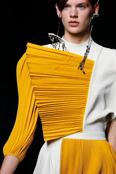 Look 142